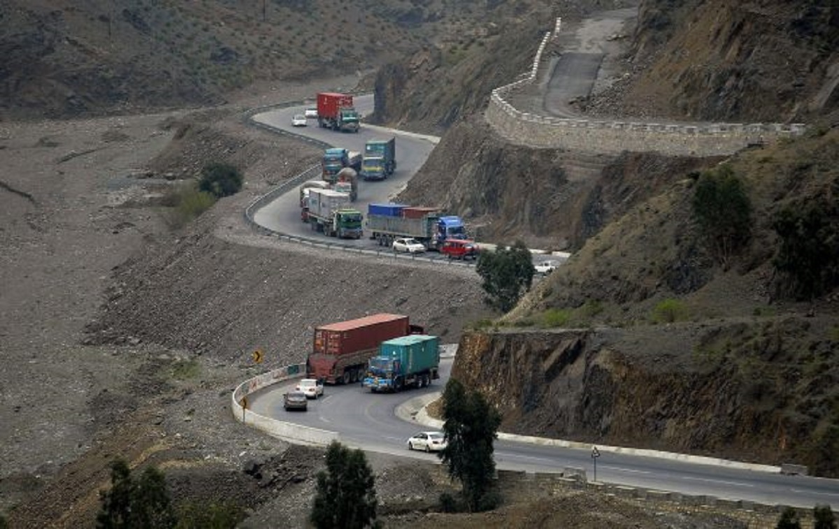 KPEC The Khyber pass with the fortress of Ali Masjid